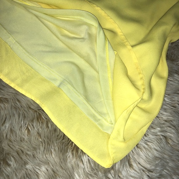 NWOT Yellow Spring Mini Dress - Picture 2 of 4